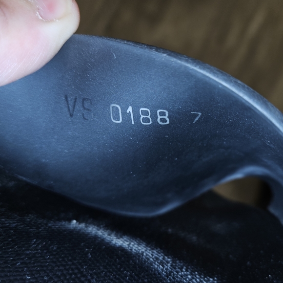 Louis Vuitton waterfront mule men's - Picture 5 of 5